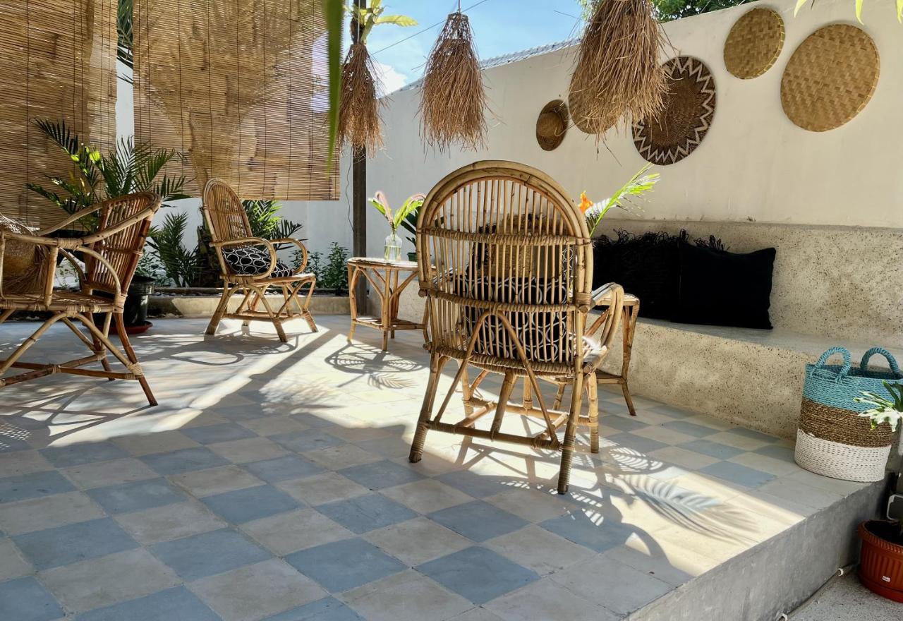 Omala Village Gili Air Exterior photo
